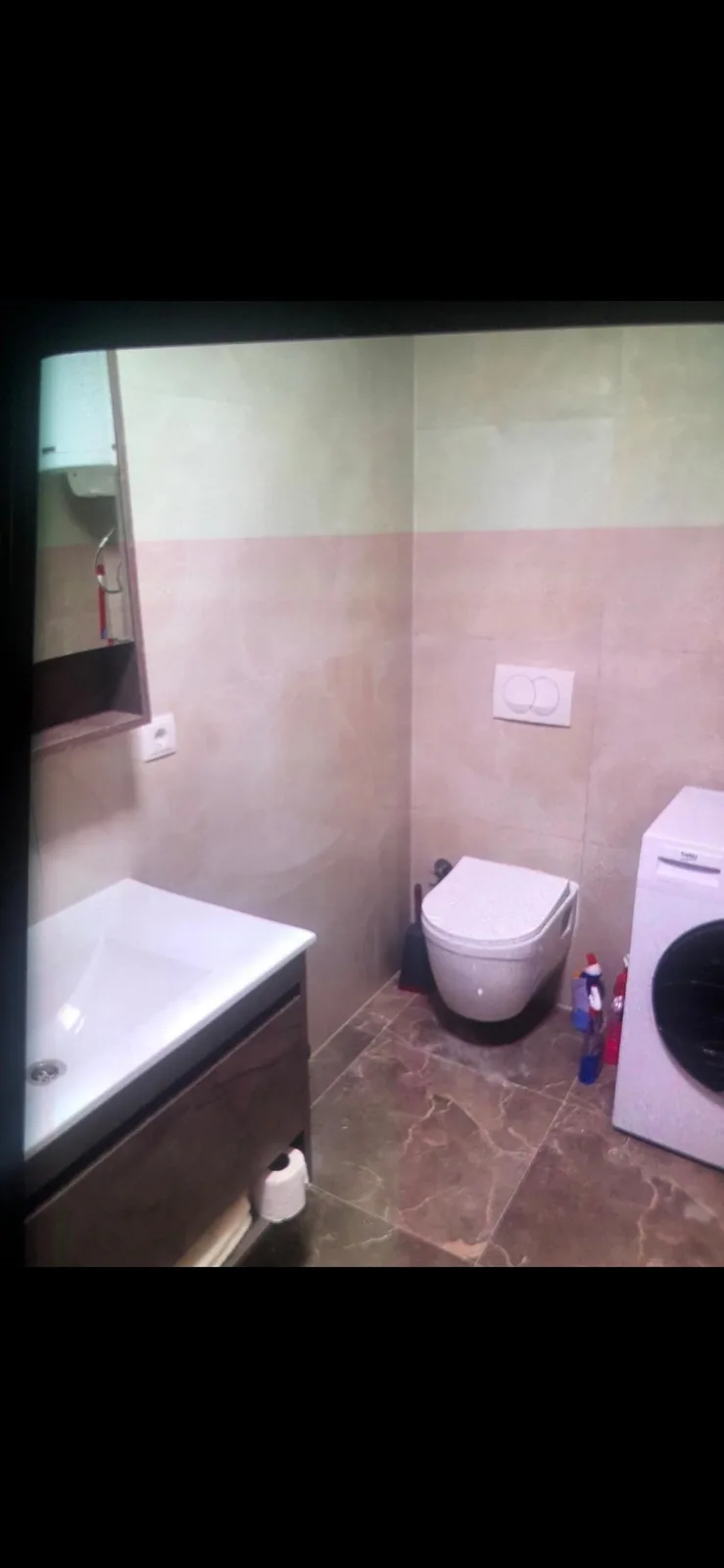 Banesë në shitje tek Çarshia e Vogël — foto 2 nga 10