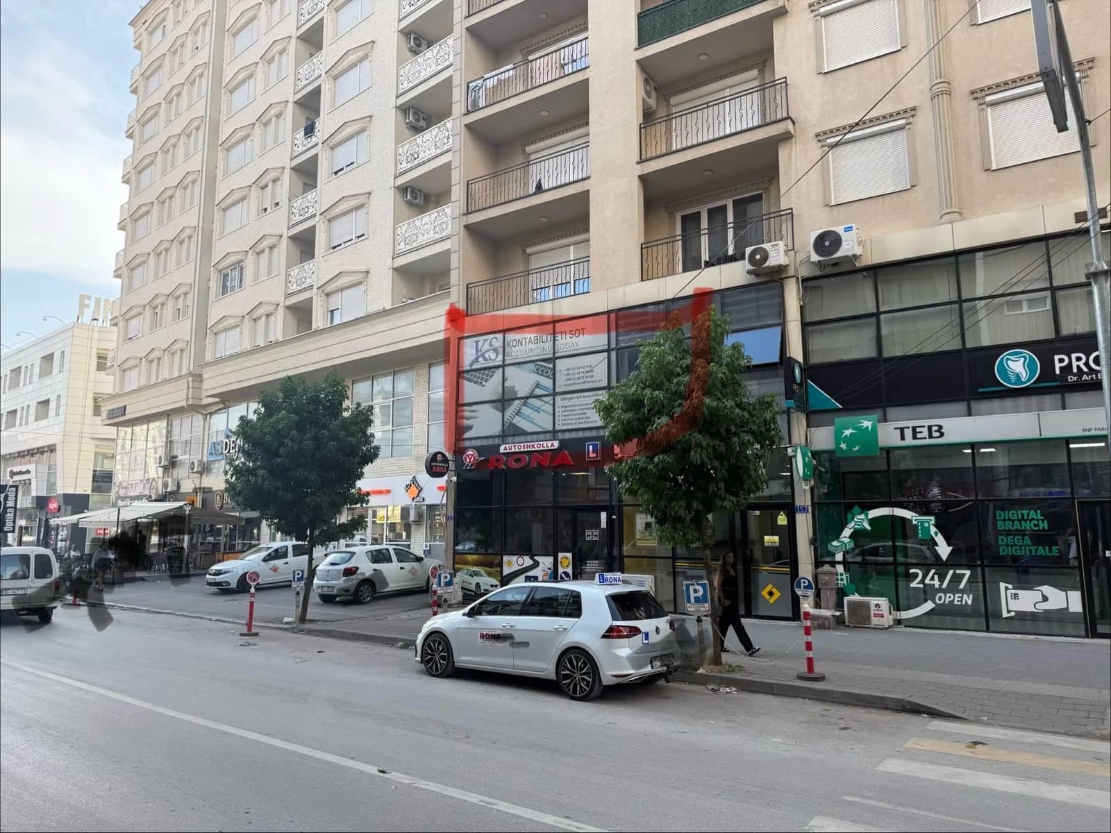 Shitet lokal 50 m2 në Ferizaj — foto 1 nga 2