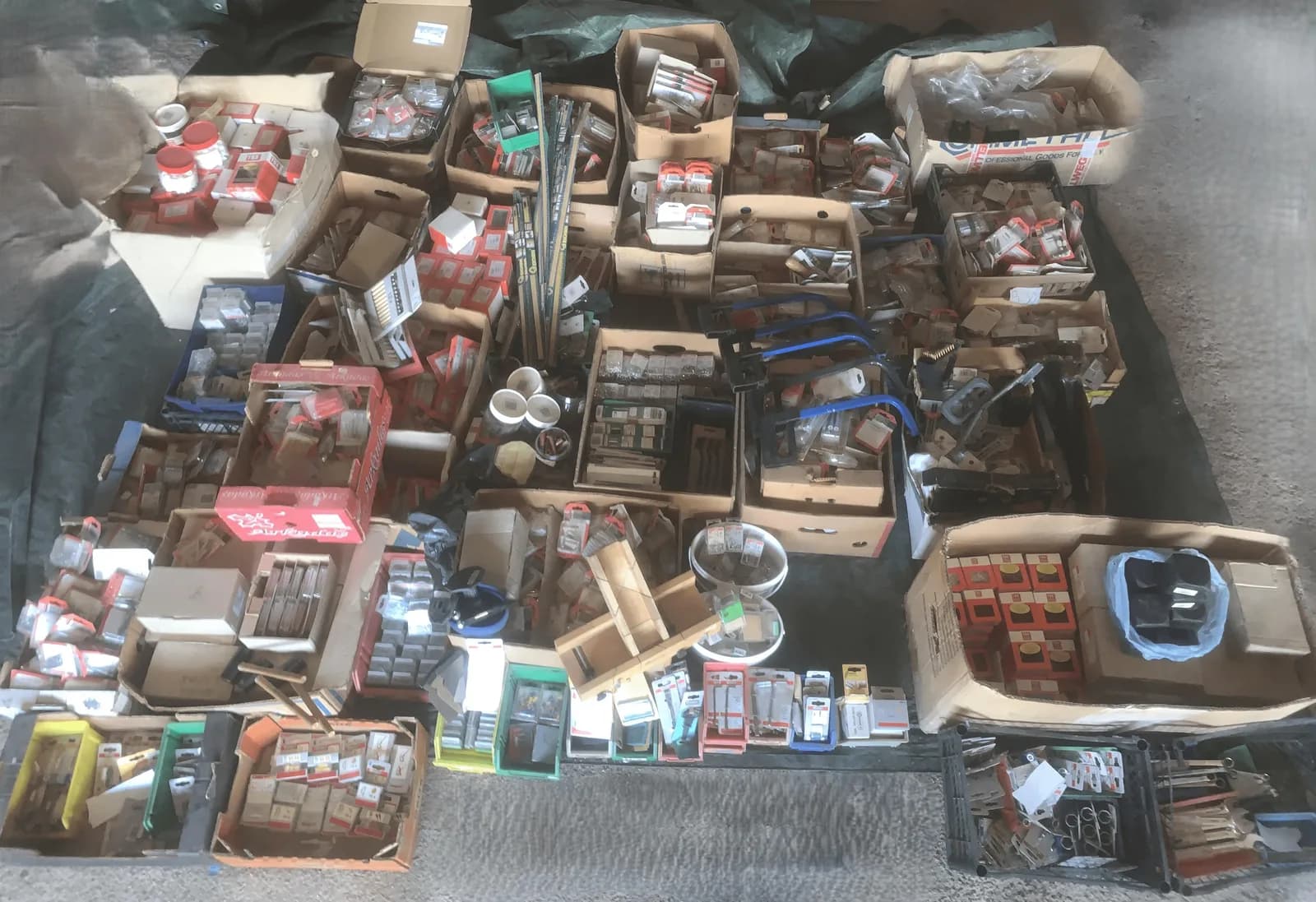 Materiale ndërtimi të importuara nga DE - Likuidim — foto 1 nga 6