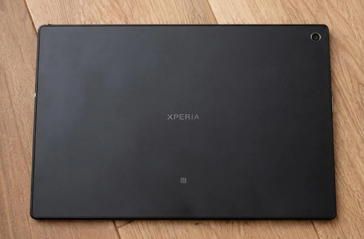 Tablet Sony Xperia Z me mbi 100 lojëra — foto 2 nga 2