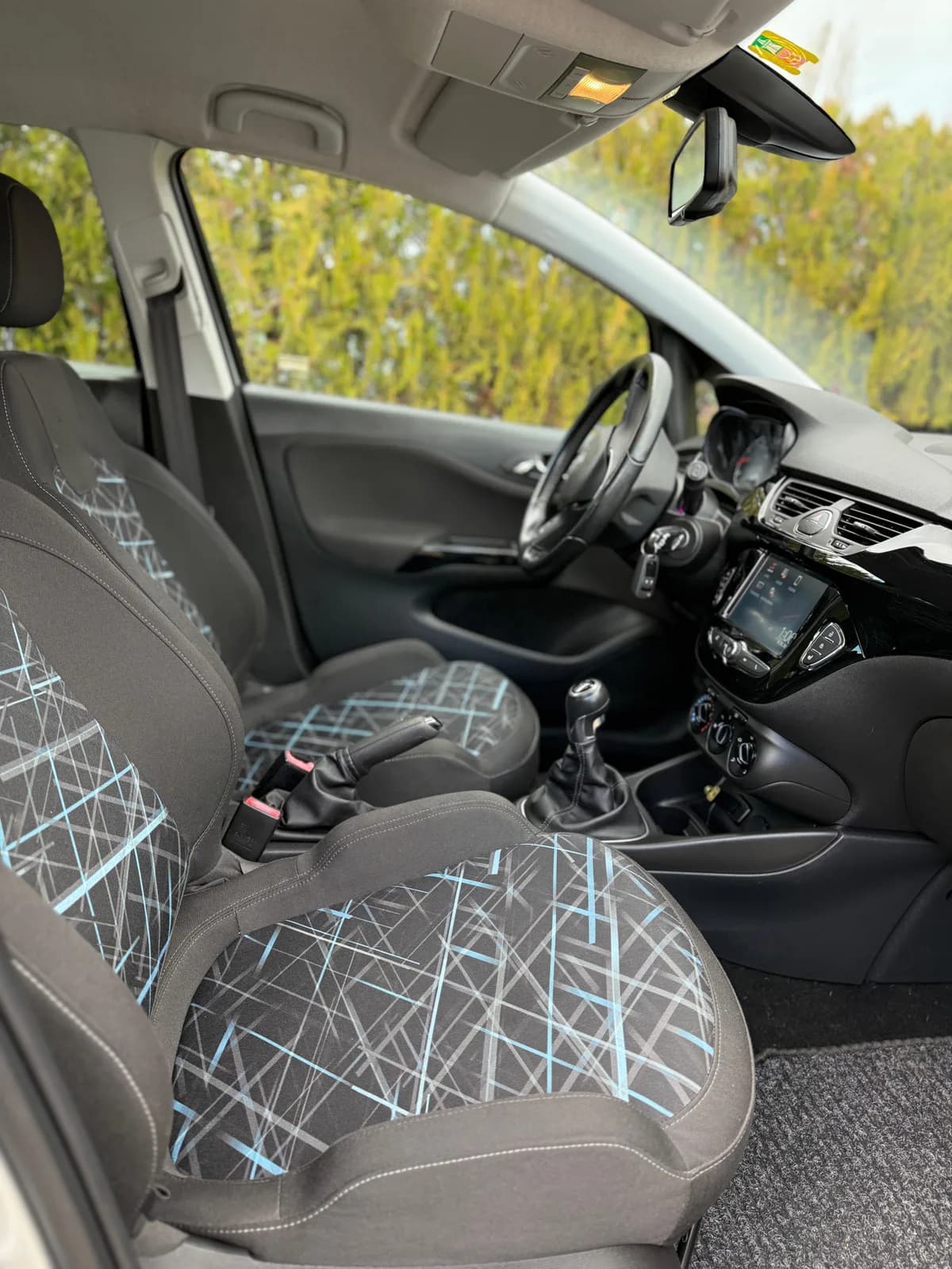 Opel Corsa E 1.0 Turbo, Benzinë, Viti 2016 — foto 2 nga 12