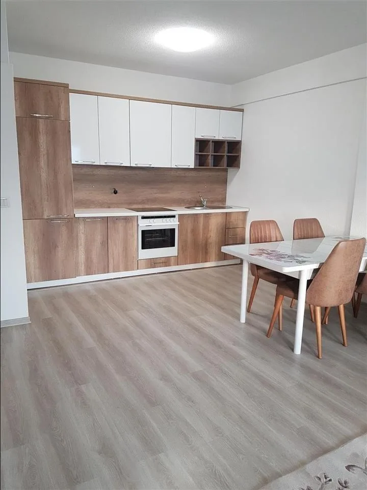 Banesë 109 m2 me qira në Ferizaj — foto 2 nga 7