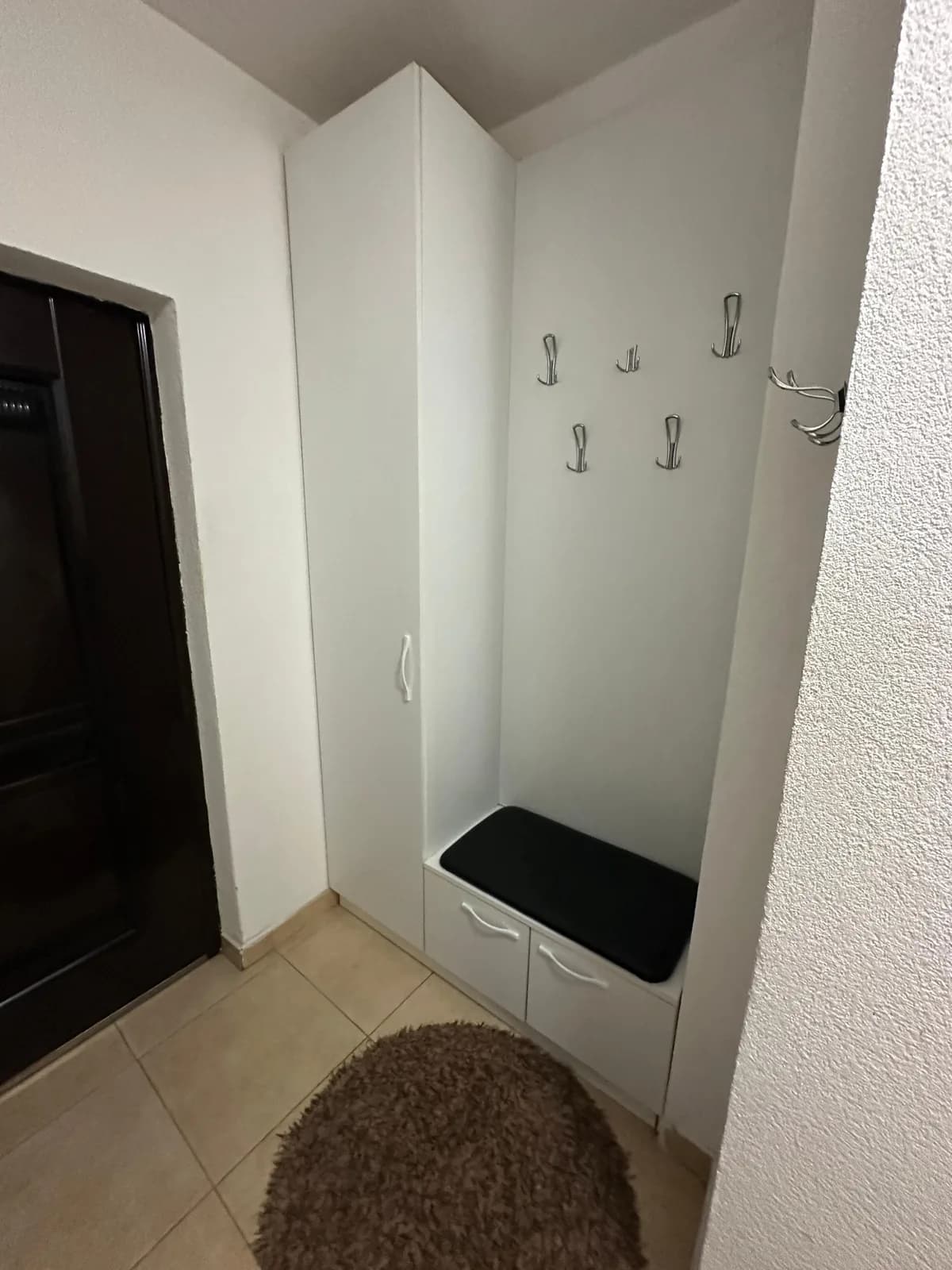 Banesë me qira te shkolla Mihajl Grameno, Fushë Kosovë — foto 2 nga 8