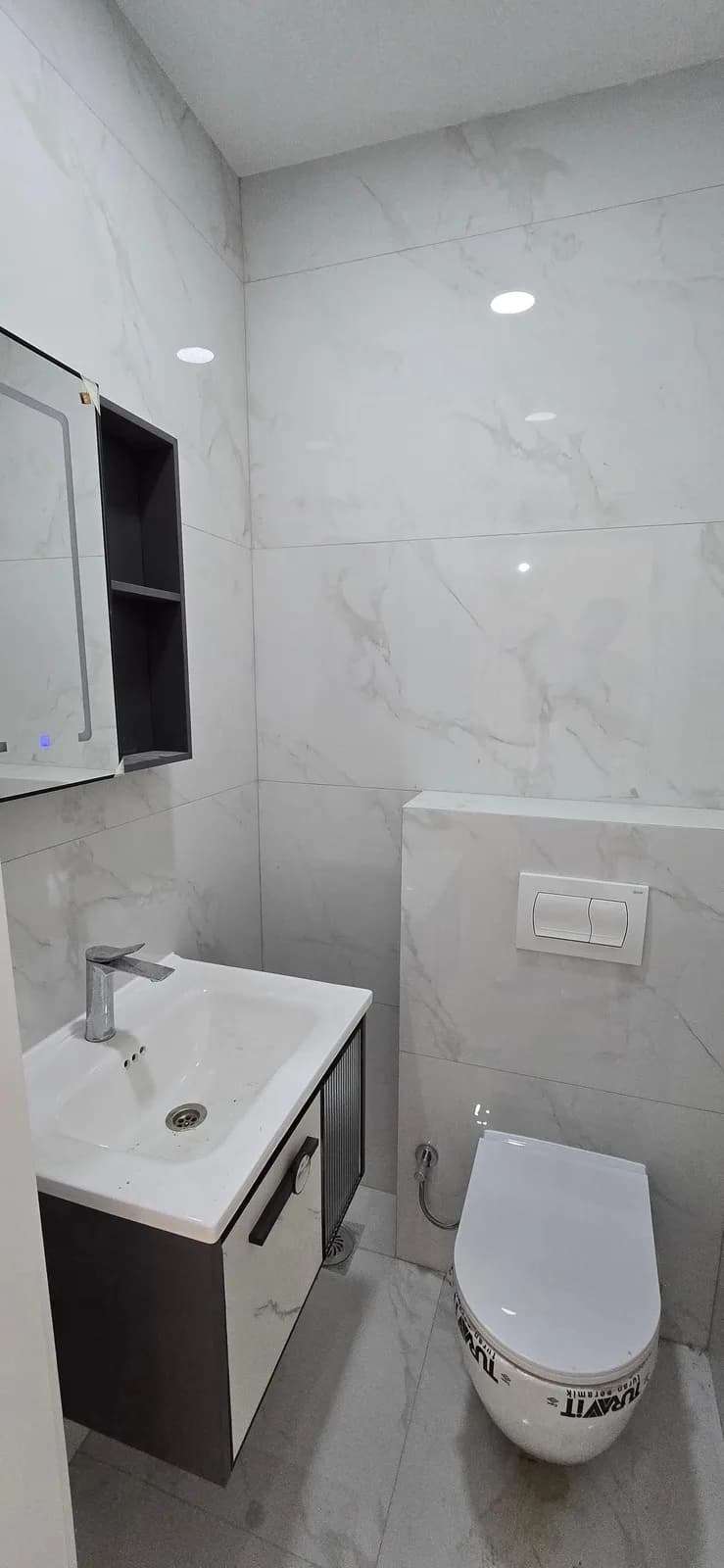 Shitet banesa 83.5 m2 në Arbëria 3 — foto 2 nga 12