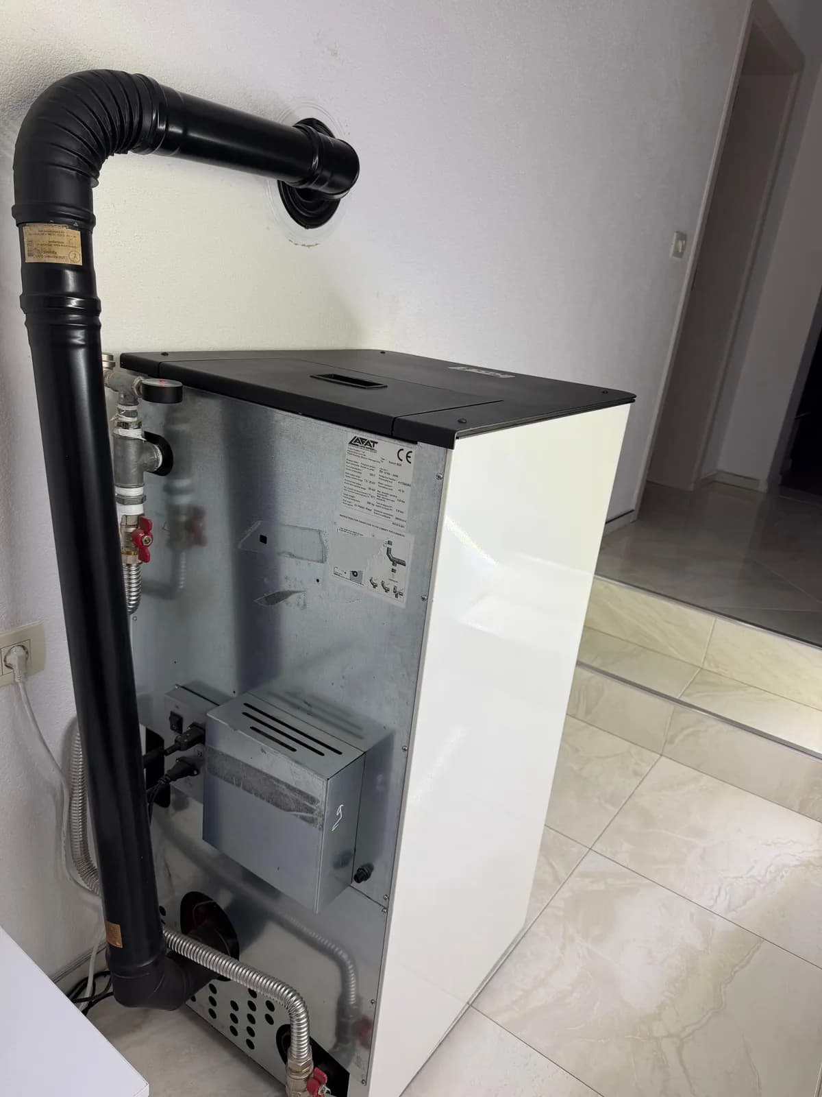 Kamin B25 — foto 2 nga 3