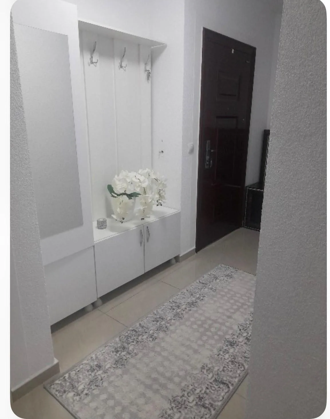 Banesë 3+1 në shitje — foto 2 nga 8