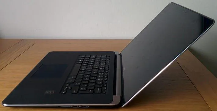 Dell XPS M3800, 16 GB RAM, 2 GB grafikë, ekran 4K me prekje — foto 2 nga 3