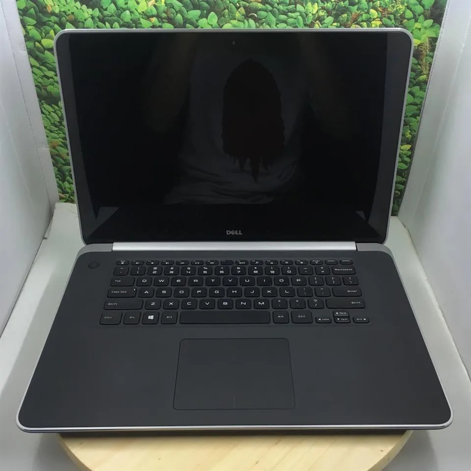 Dell XPS M3800, 16 GB RAM, 2 GB grafikë, ekran 4K me prekje — foto 1 nga 3