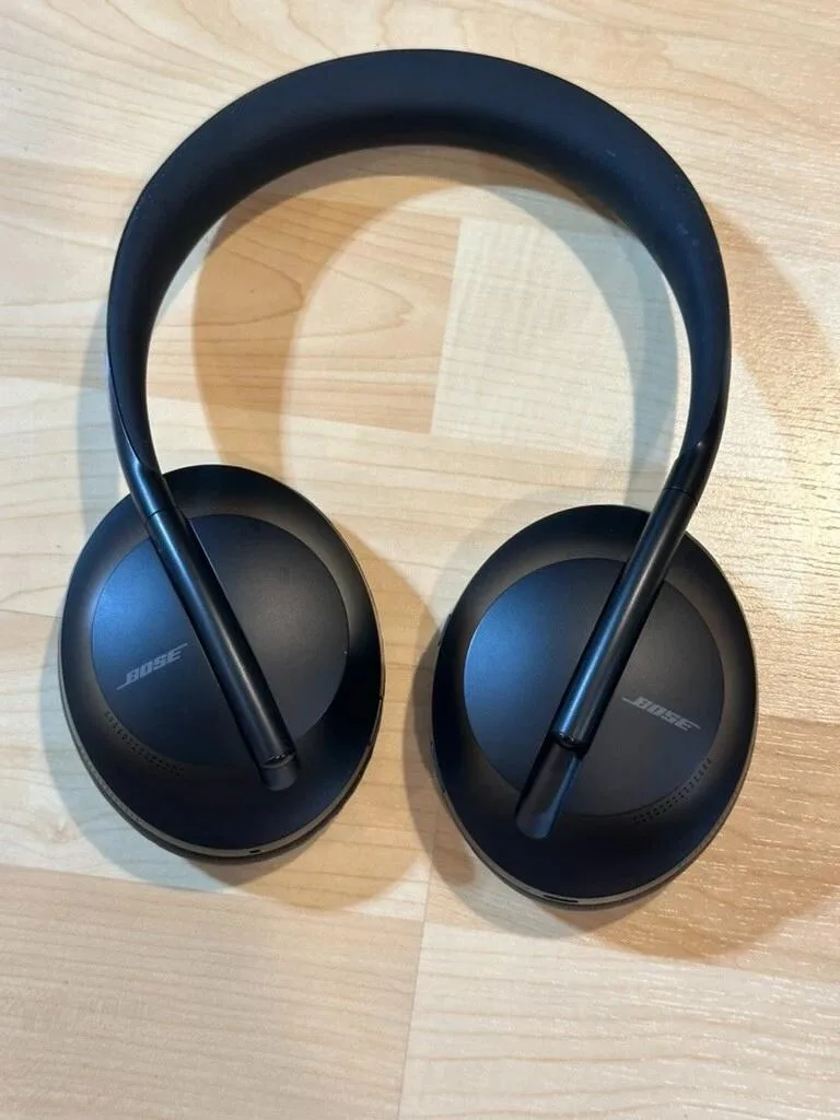 Kufje Bose 700 — foto 2 nga 4
