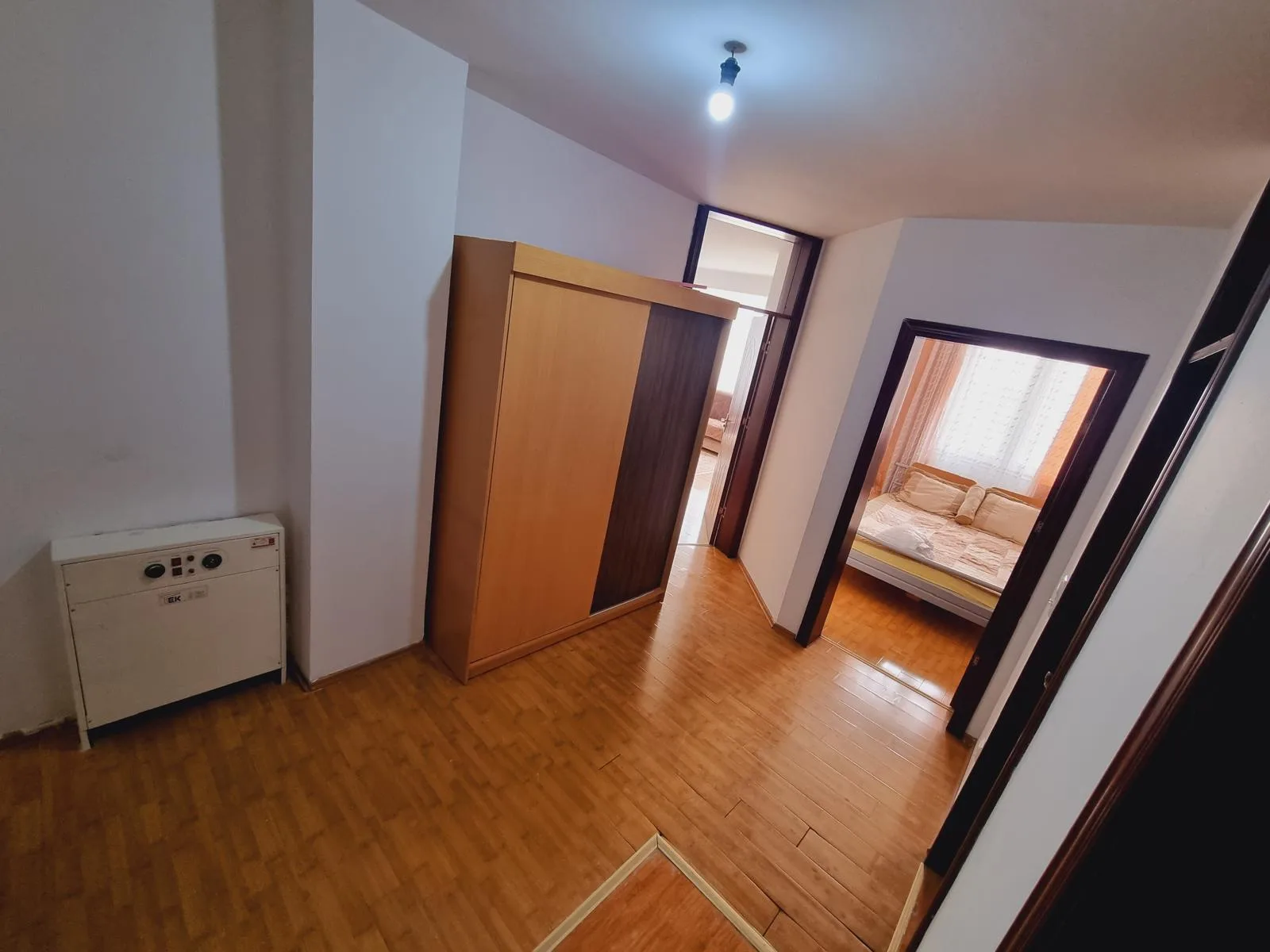 Banesë me qira, përballë shkollës "Mihal Grameno" — foto 1 nga 10