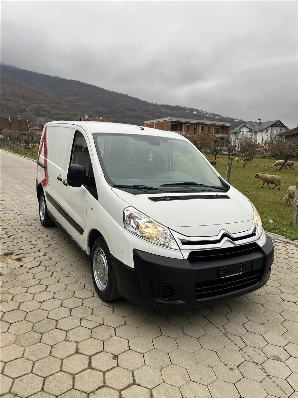 Citroen Jumpy 2.0 HDi, pa dogan, viti 2013 — foto 1 nga 4