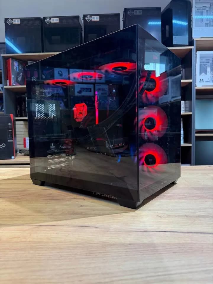 Gaming Setup - AMD Ryzen 7-9800X3D, AMD Radeon RX 6700 XT 12 GB, 16 GB RAM — foto 2 nga 7