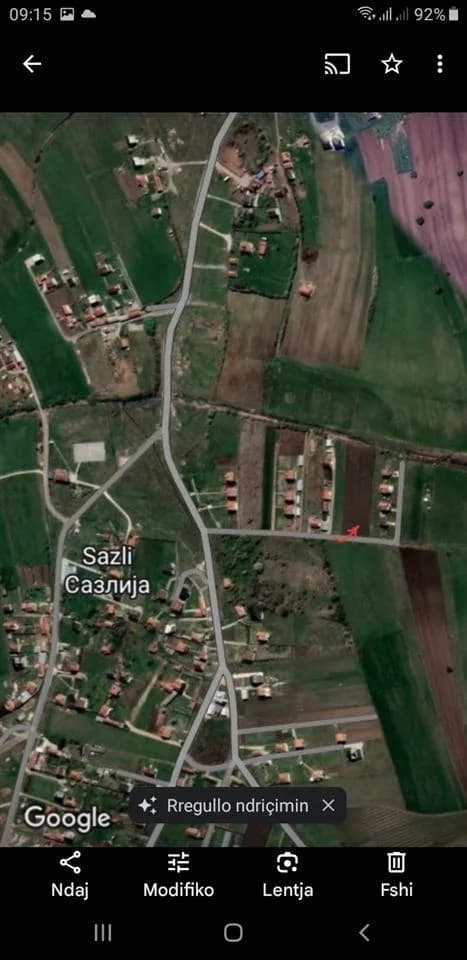 Shitet tokë në Sazli — foto 2 nga 3