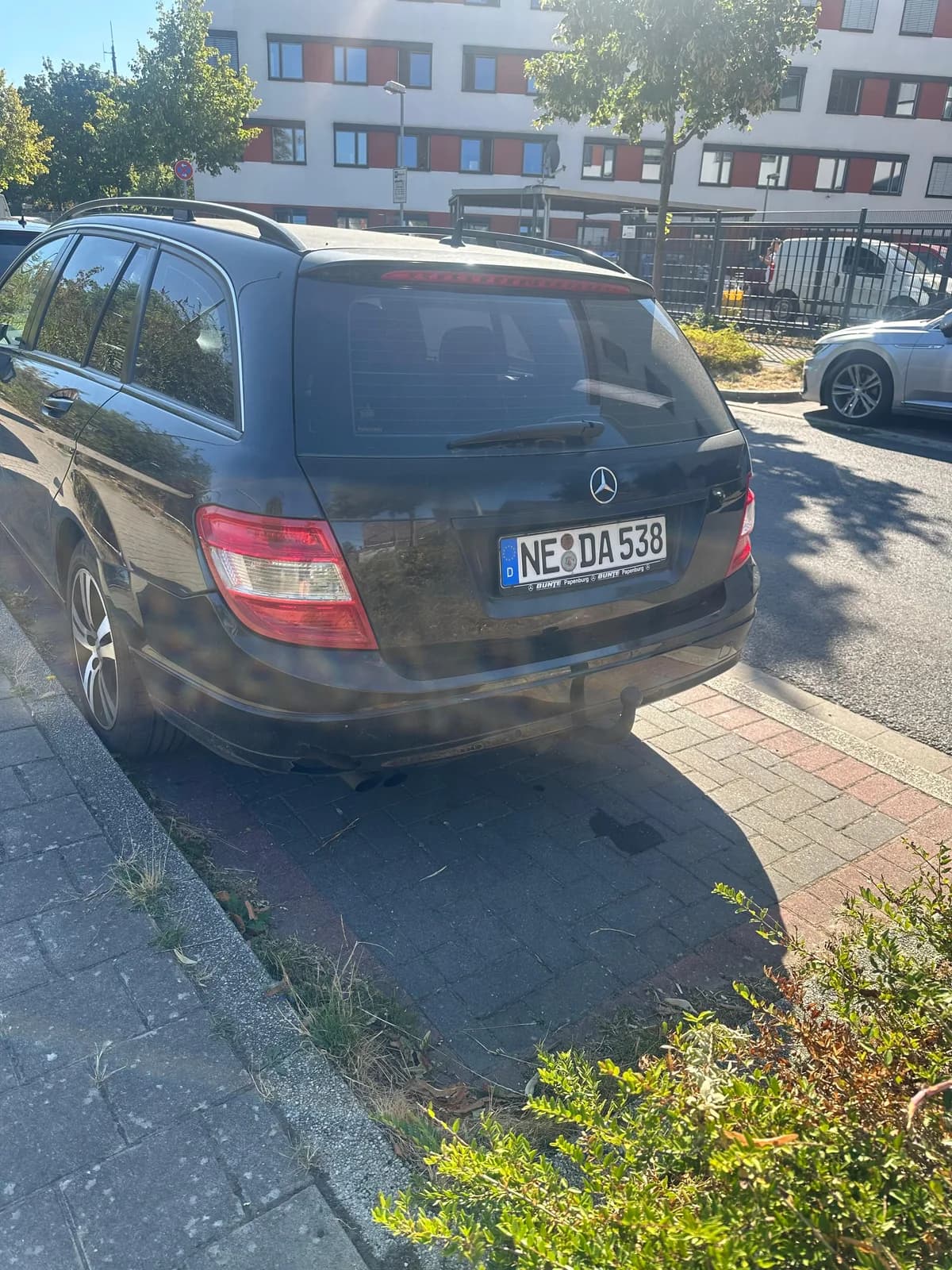 Mercedes-Benz C 200, Automatik, Viti 2009 — foto 2 nga 9