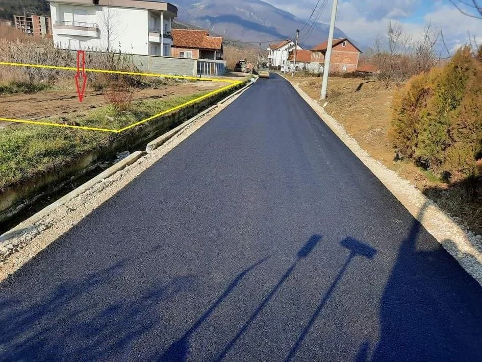 Shiten 9.43 ari tokë — foto 2 nga 3