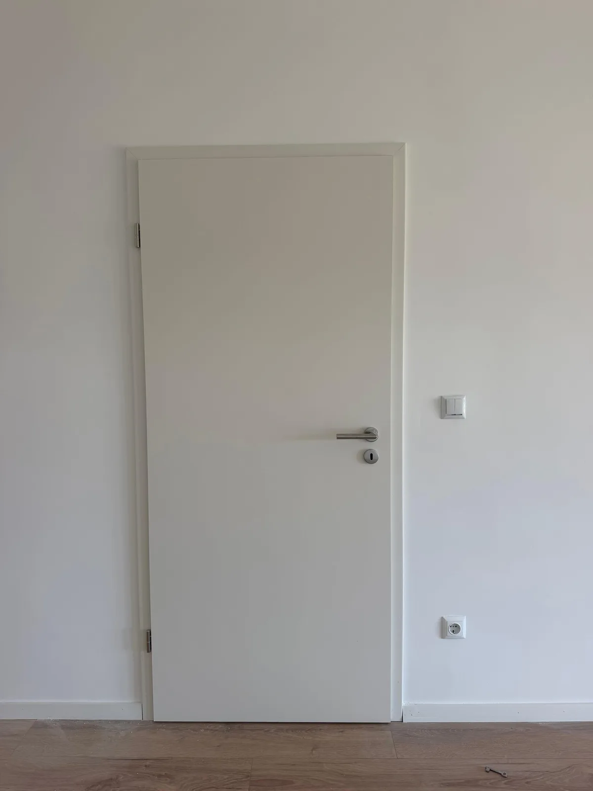 Shes dyer të brendshme të bardha — foto 2 nga 2