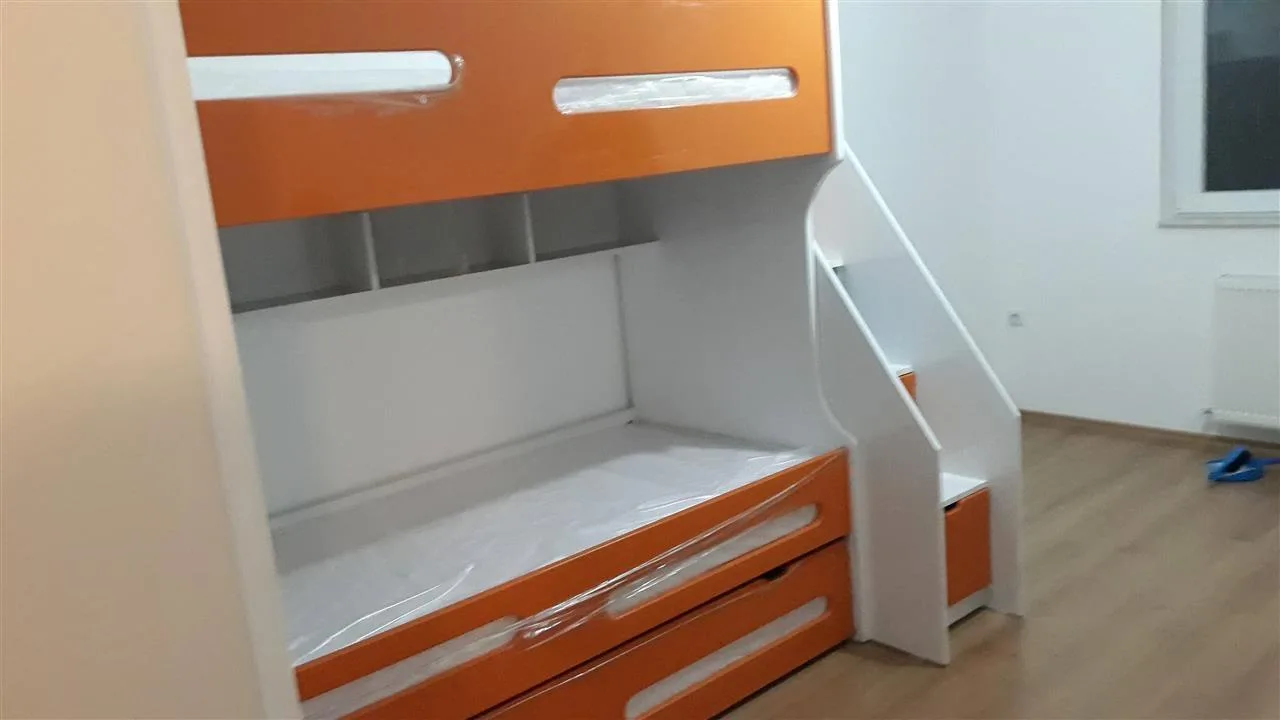 Tre krevate për fëmijë + tre dyshekë — foto 2 nga 3