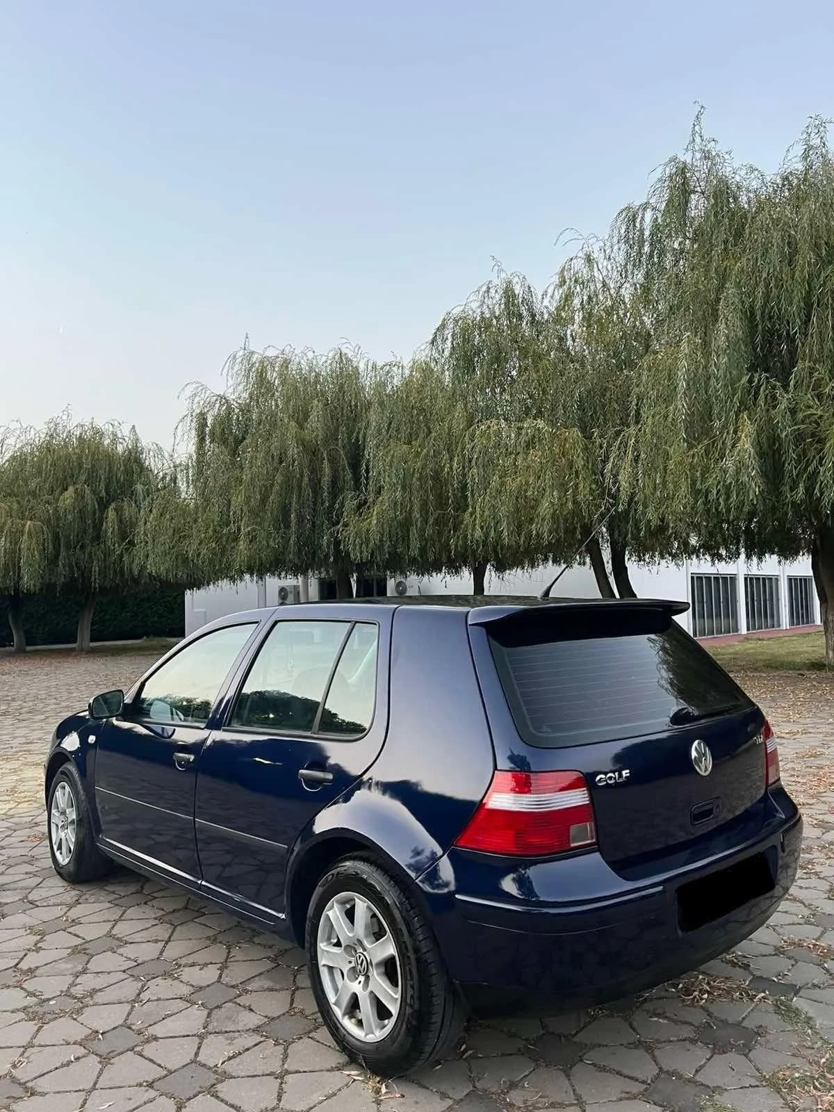 Volkswagen Golf 4 1.9 TDI, naftë, manual, 2001 — foto 1 nga 4