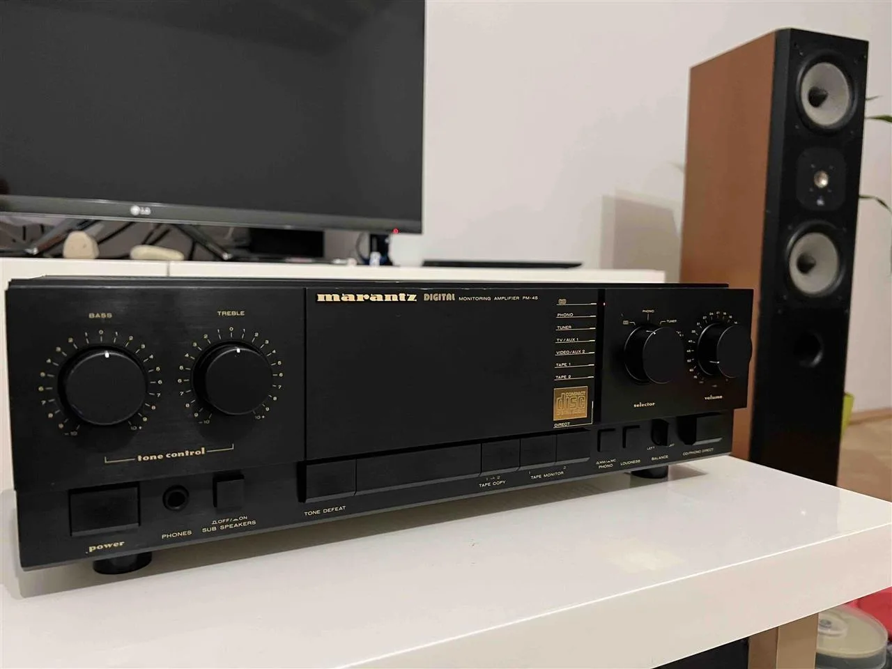 Marantz PM-45 amplifikator stereo — foto 1 nga 7