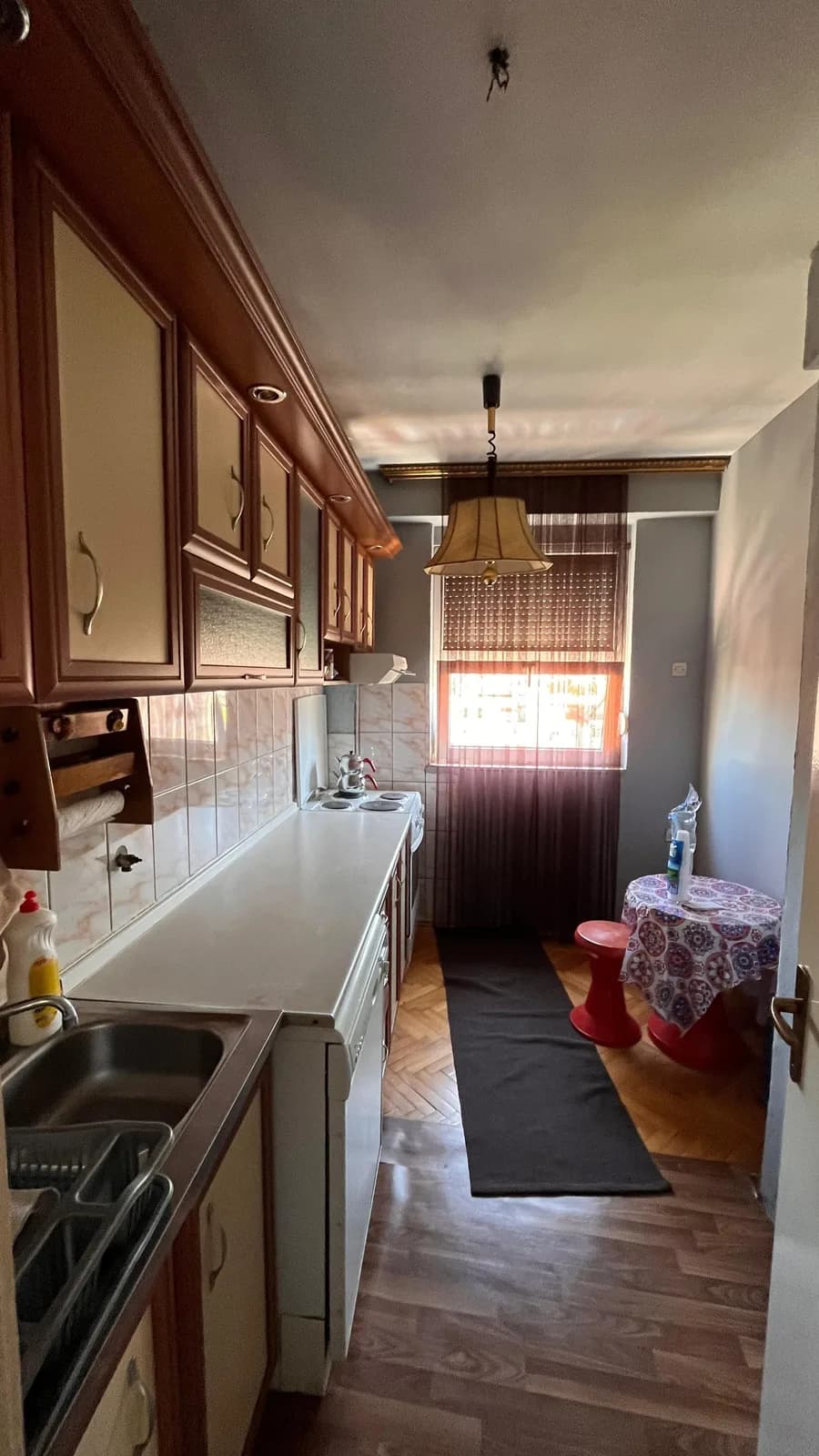 Jepet banesa me qira në Lakuriq — foto 2 nga 7