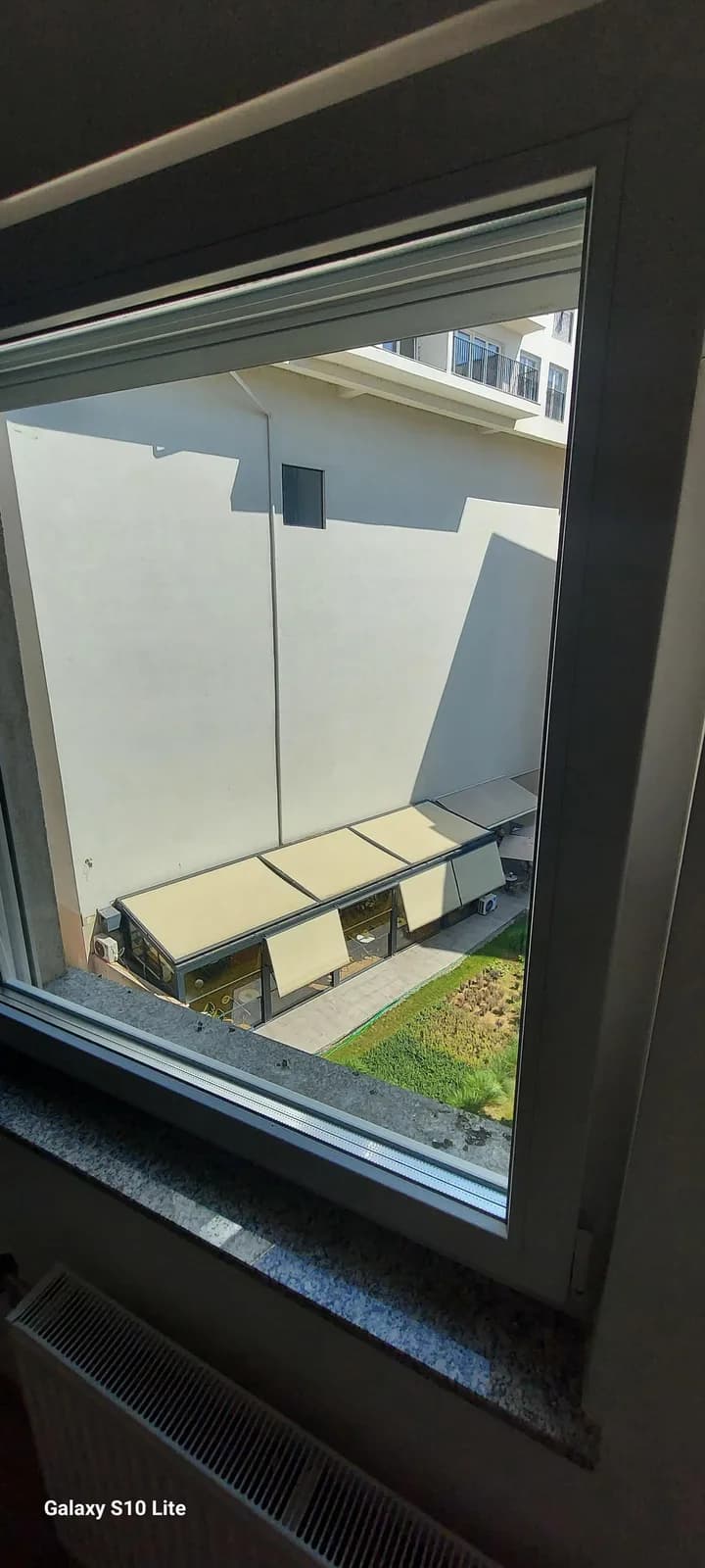 Banesë 1+1 me qira te Albi Mall, Gjilan — foto 2 nga 12