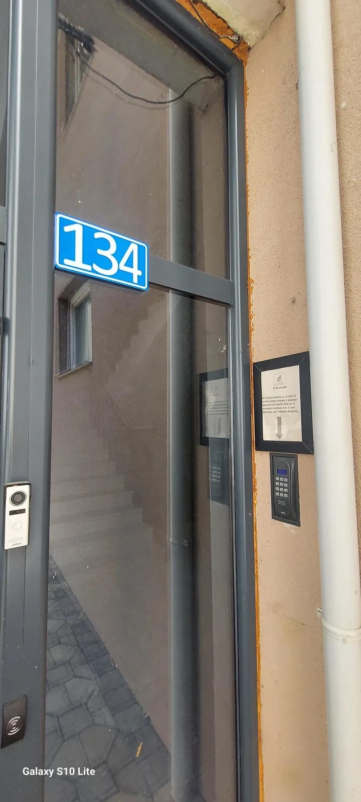 Banesë 1+1 me qira te Albi Mall, Gjilan — foto 1 nga 12
