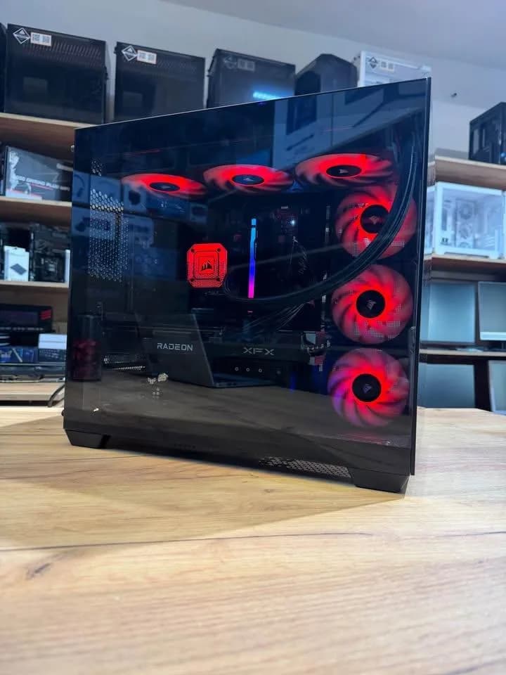 AMD Ryzen 7 9800X3D — foto 2 nga 7