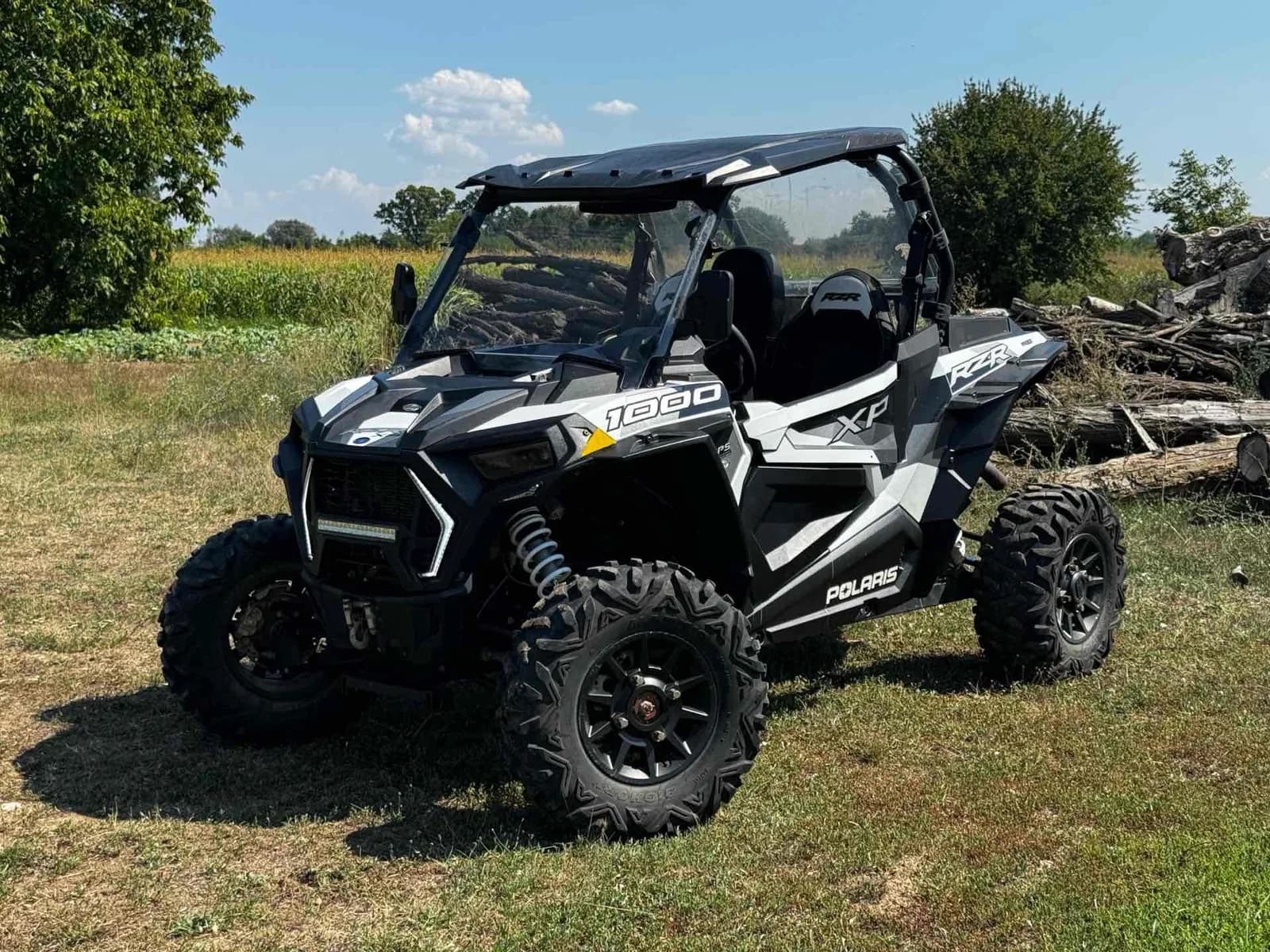 2019 Polaris RZR XP 1000 — foto 1 nga 10
