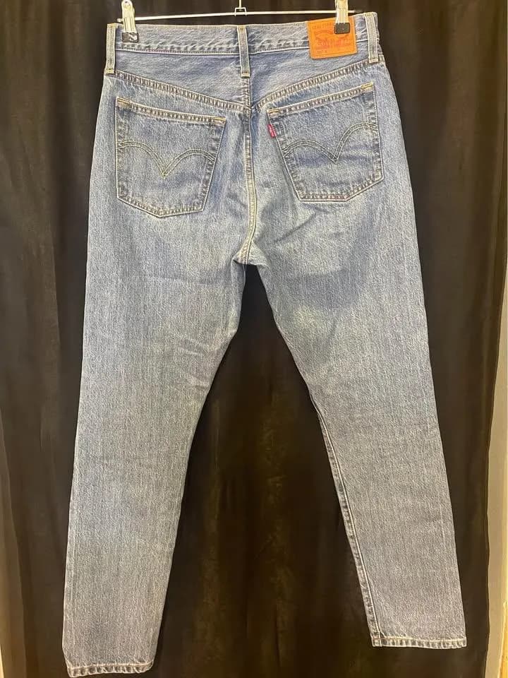 Farmerka Levi's 501 — foto 1 nga 6