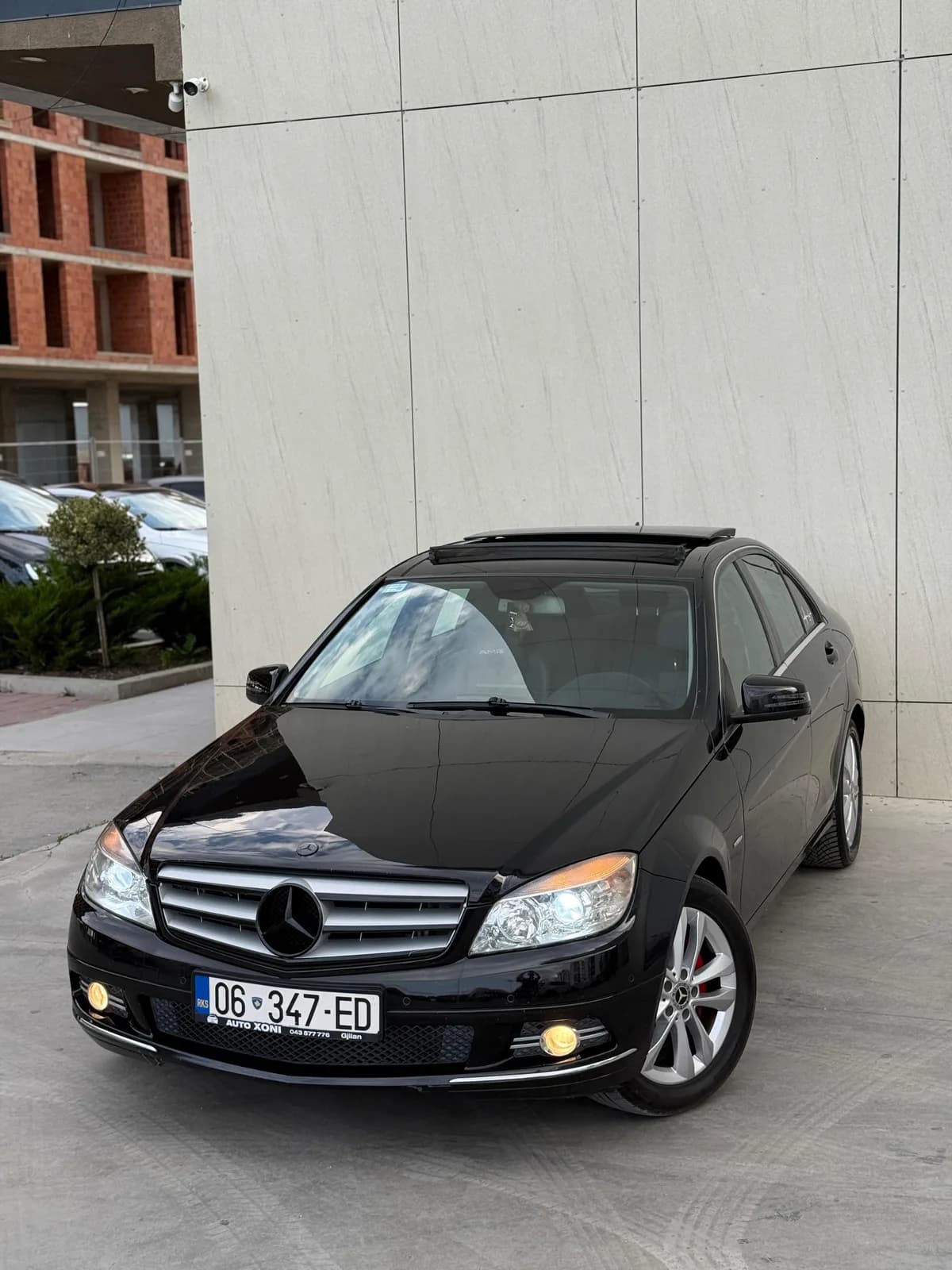 Mercedes C320 CDI Automatik, viti 2009 — foto 1 nga 11