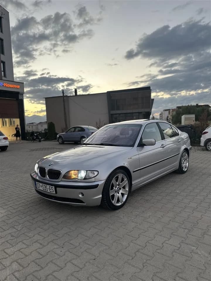 BMW E46 330d Facelift — foto 1 nga 9