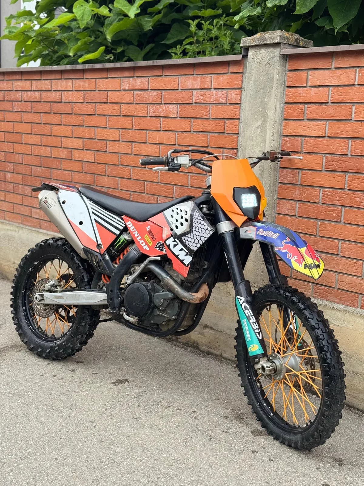 KTM EXC 450 — foto 1 nga 8