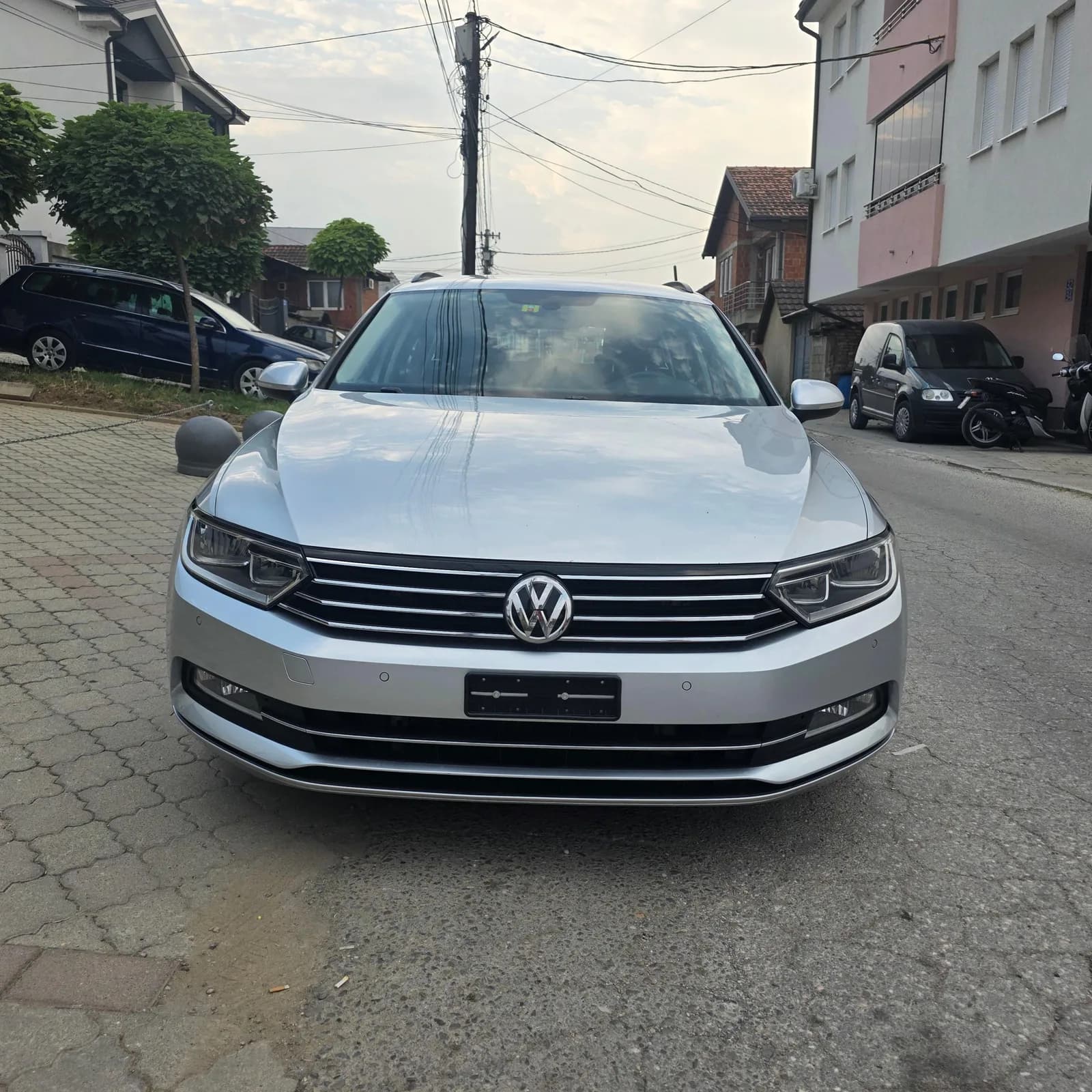 VW Passat B8, 2017 — foto 2 nga 9