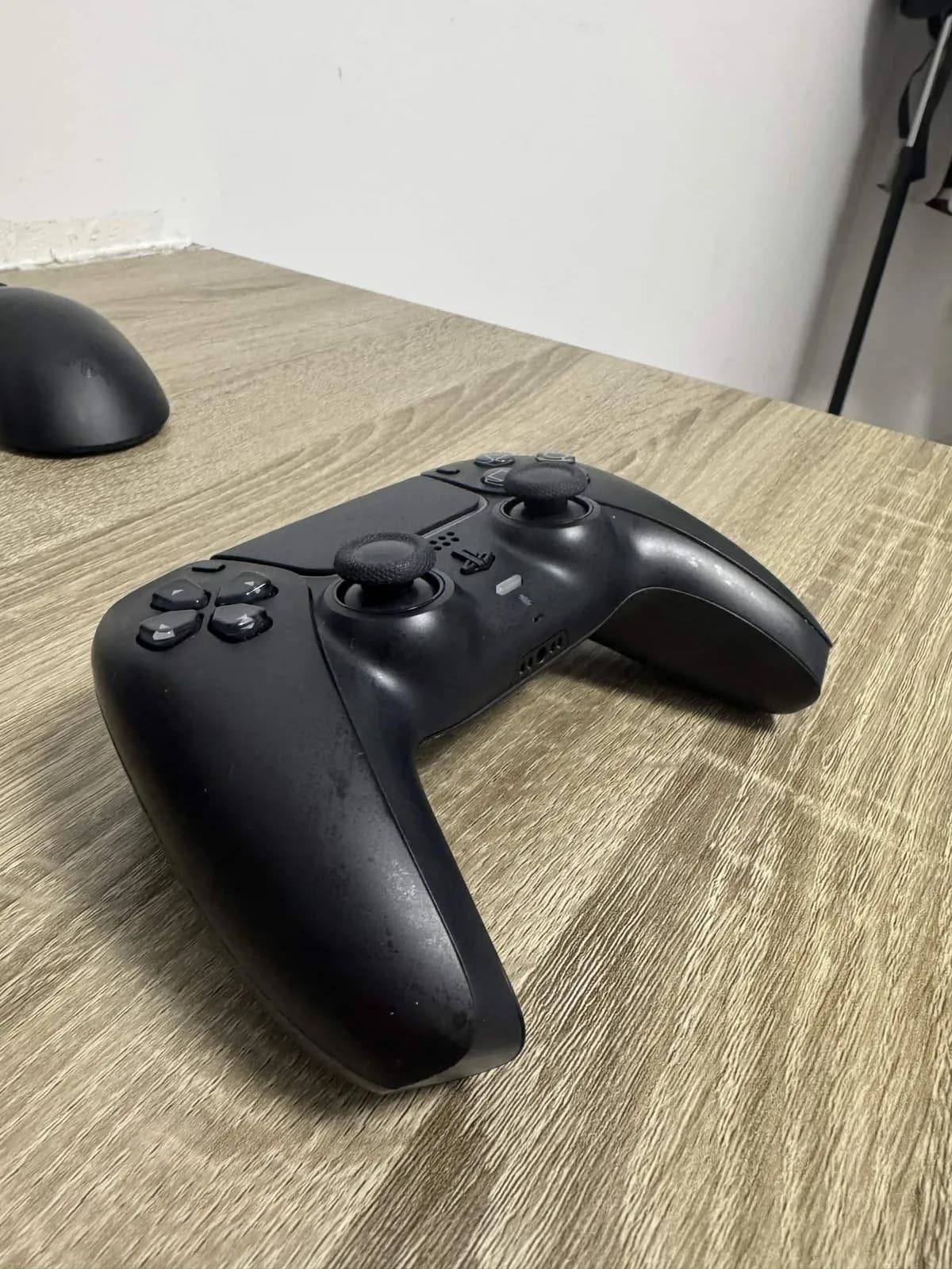 Sony DualSense Wireless Controller për PS5, i zi — foto 1 nga 2