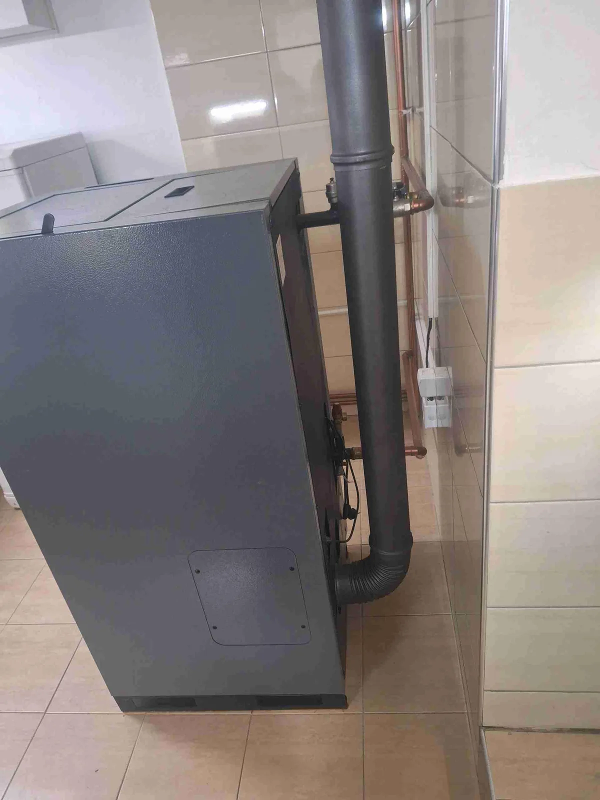 Kaldajë me pelet 30 kW (kompakte) — foto 2 nga 3