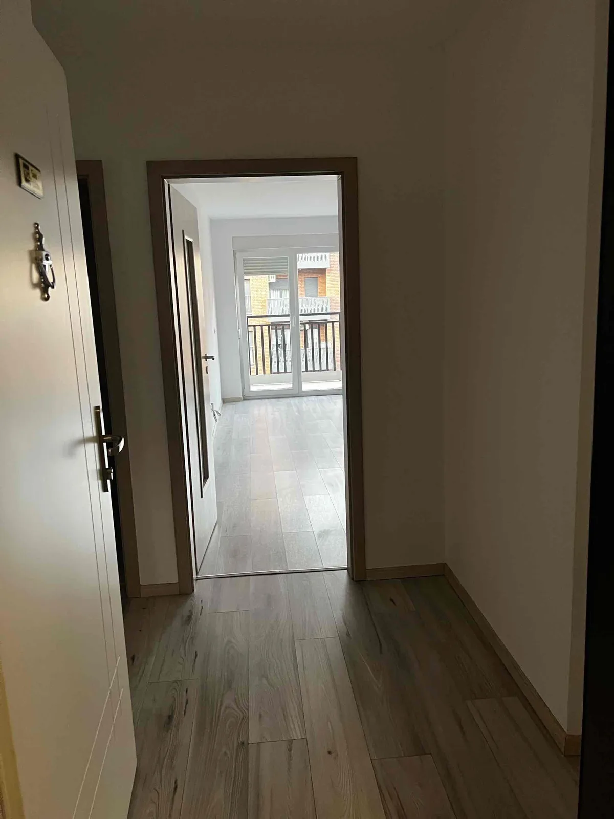 Banesë e re 3+1 me qira në Ferizaj — foto 2 nga 12