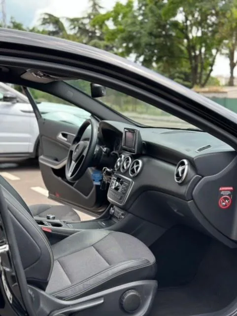 Mercedes-Benz A 180, viti i prodhimit 2014 — foto 1 nga 7