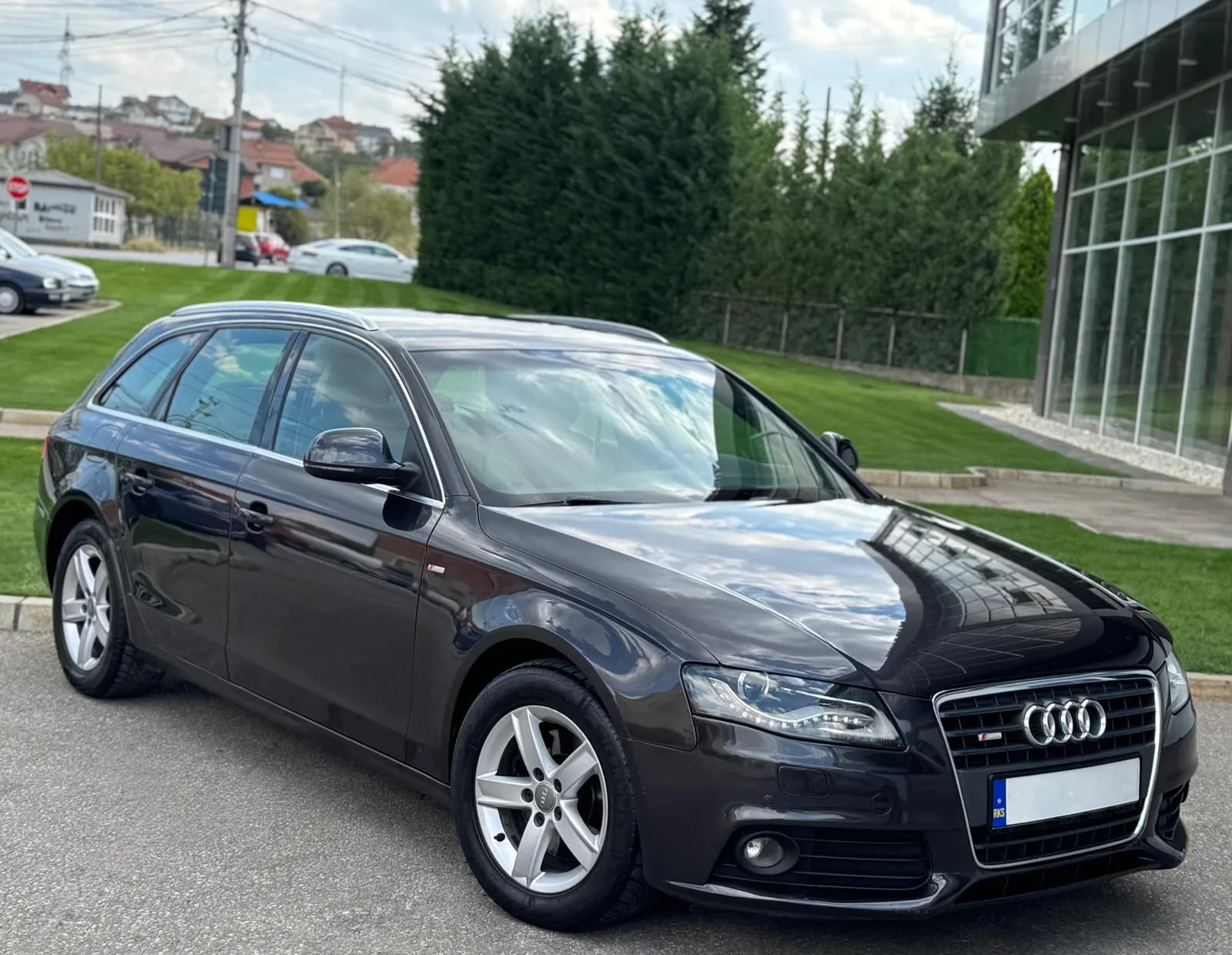 Audi A4 2.0 TDI, automatik, RKS edhe 7 muaj - 2008 — foto 2 nga 9