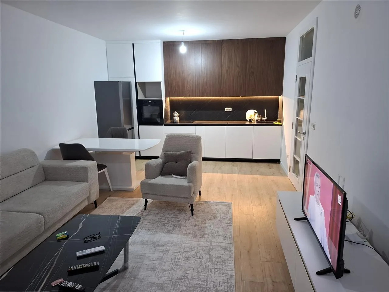 Banesë me qira ditore - 35 euro nata — foto 1 nga 9