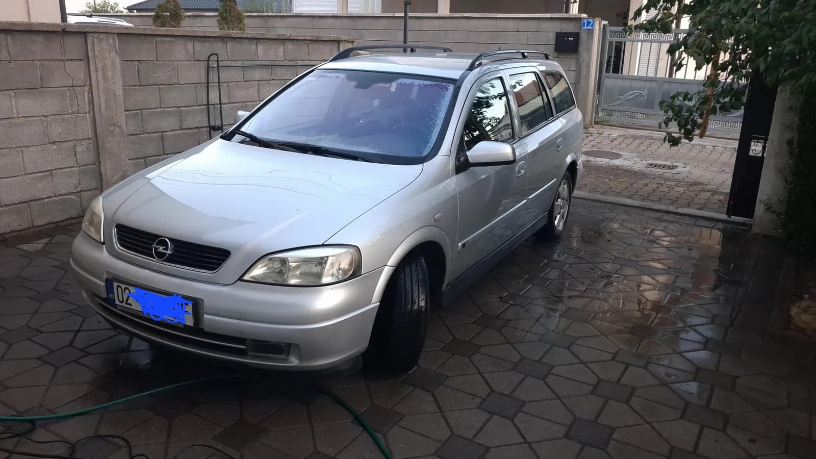 Opel Astra G 2.0 DTI — foto 2 nga 8