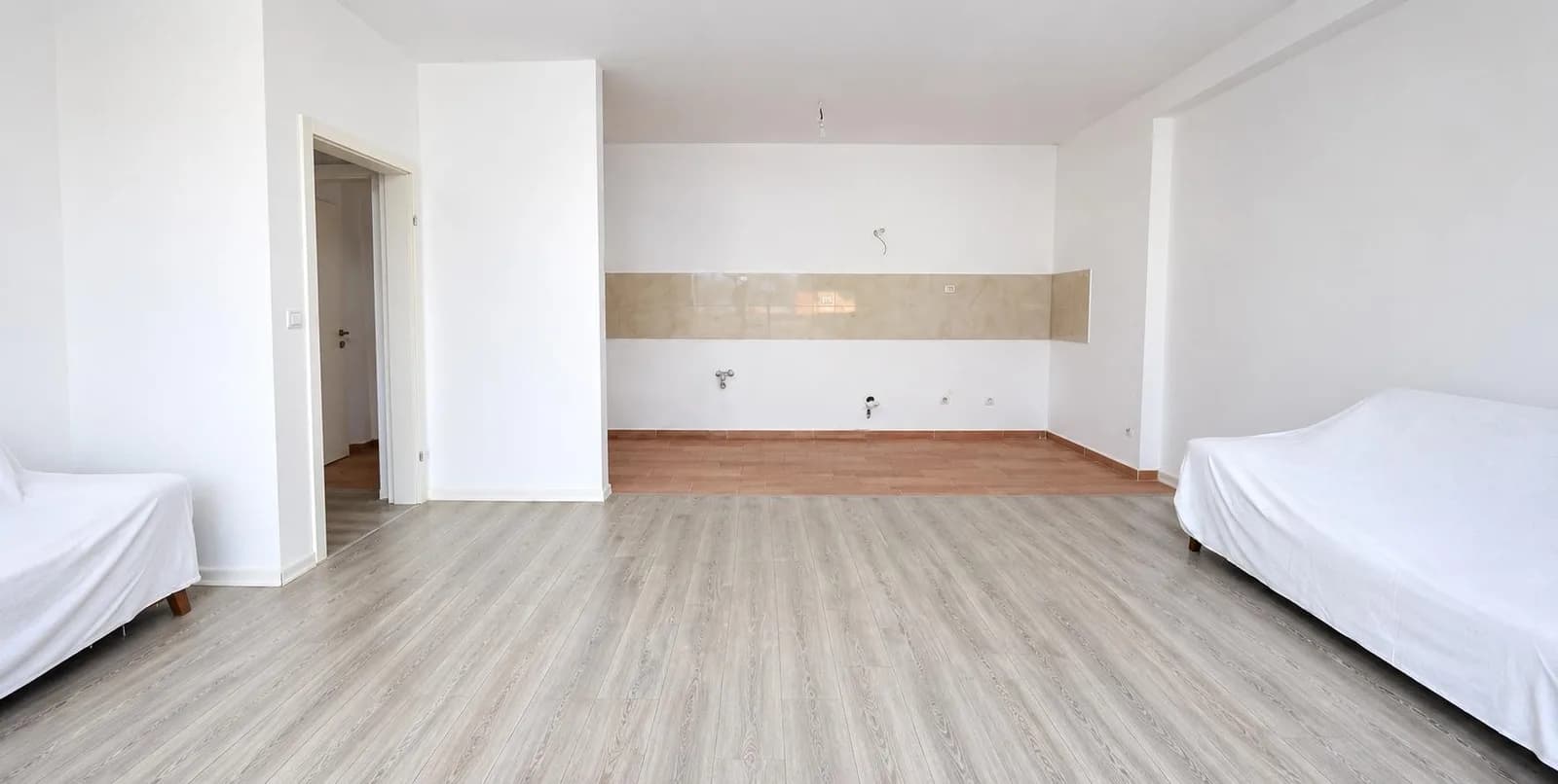 Shitet banesë 2+1 në Lagjen e Spitalit — foto 2 nga 4