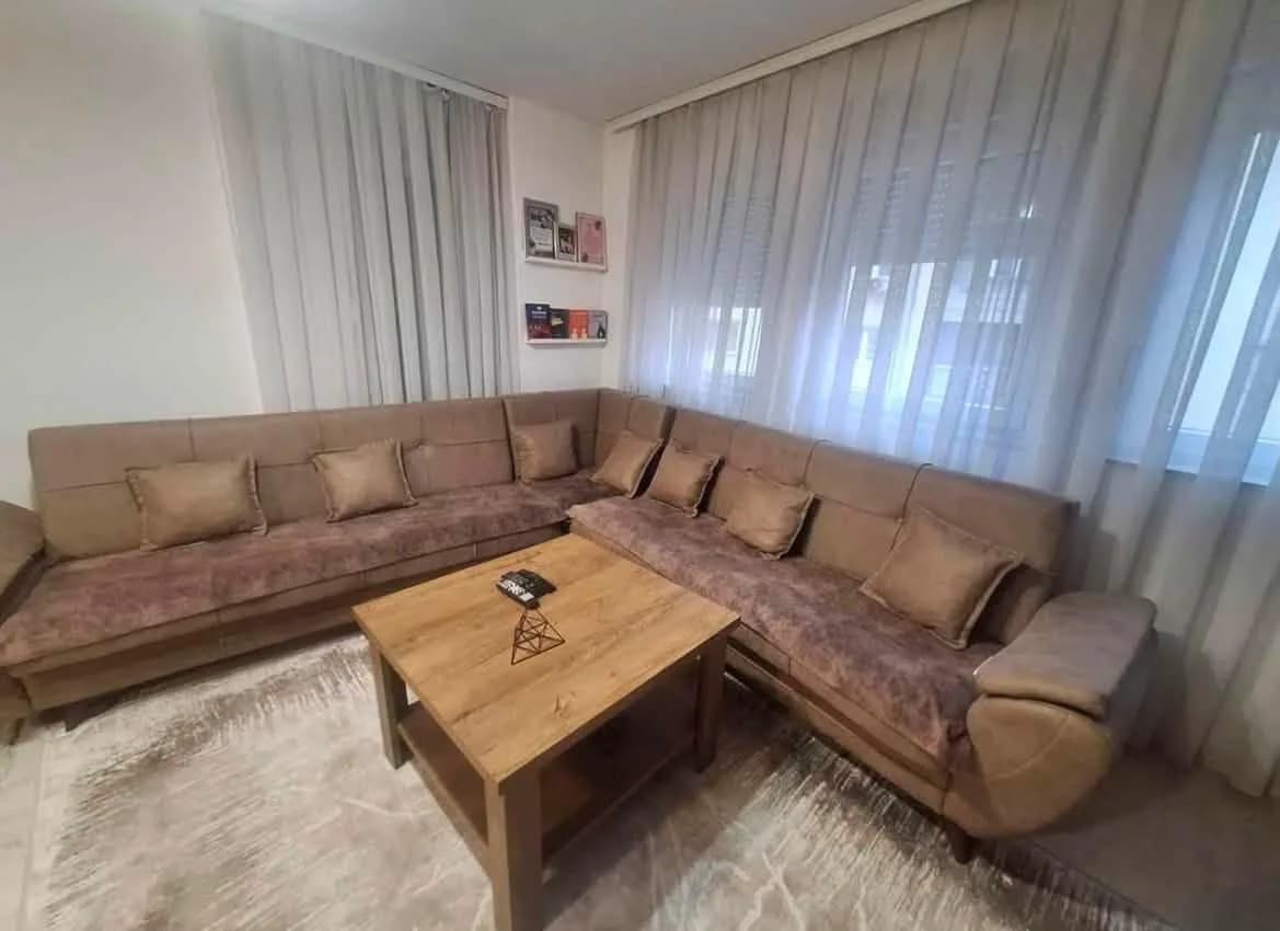 Banesë 2 dhomëshe me qira në Fushë Kosovë — foto 2 nga 5