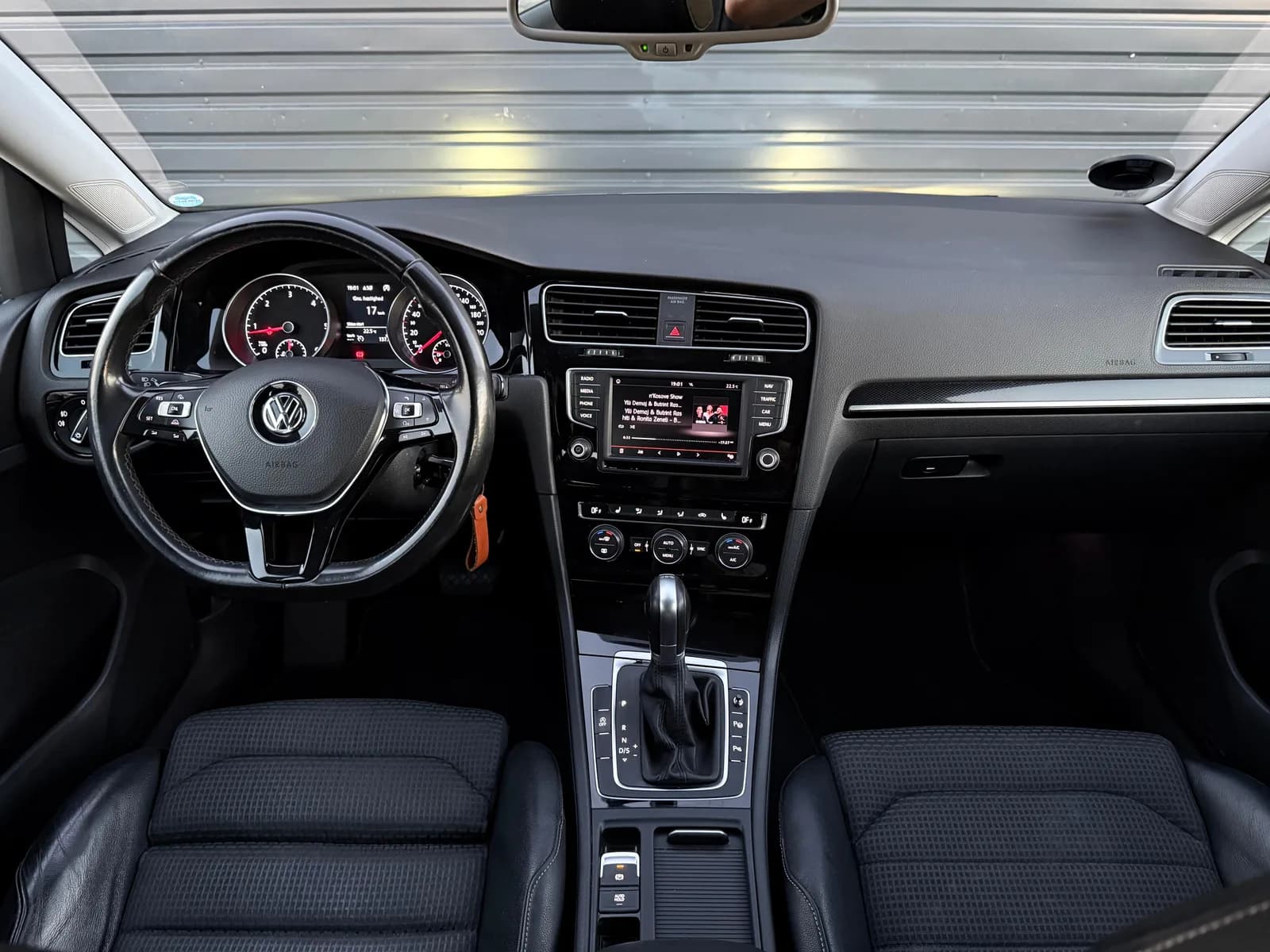 Golf 7 2.0 TDI Highline, Automatik, Viti 2016 — foto 1 nga 10