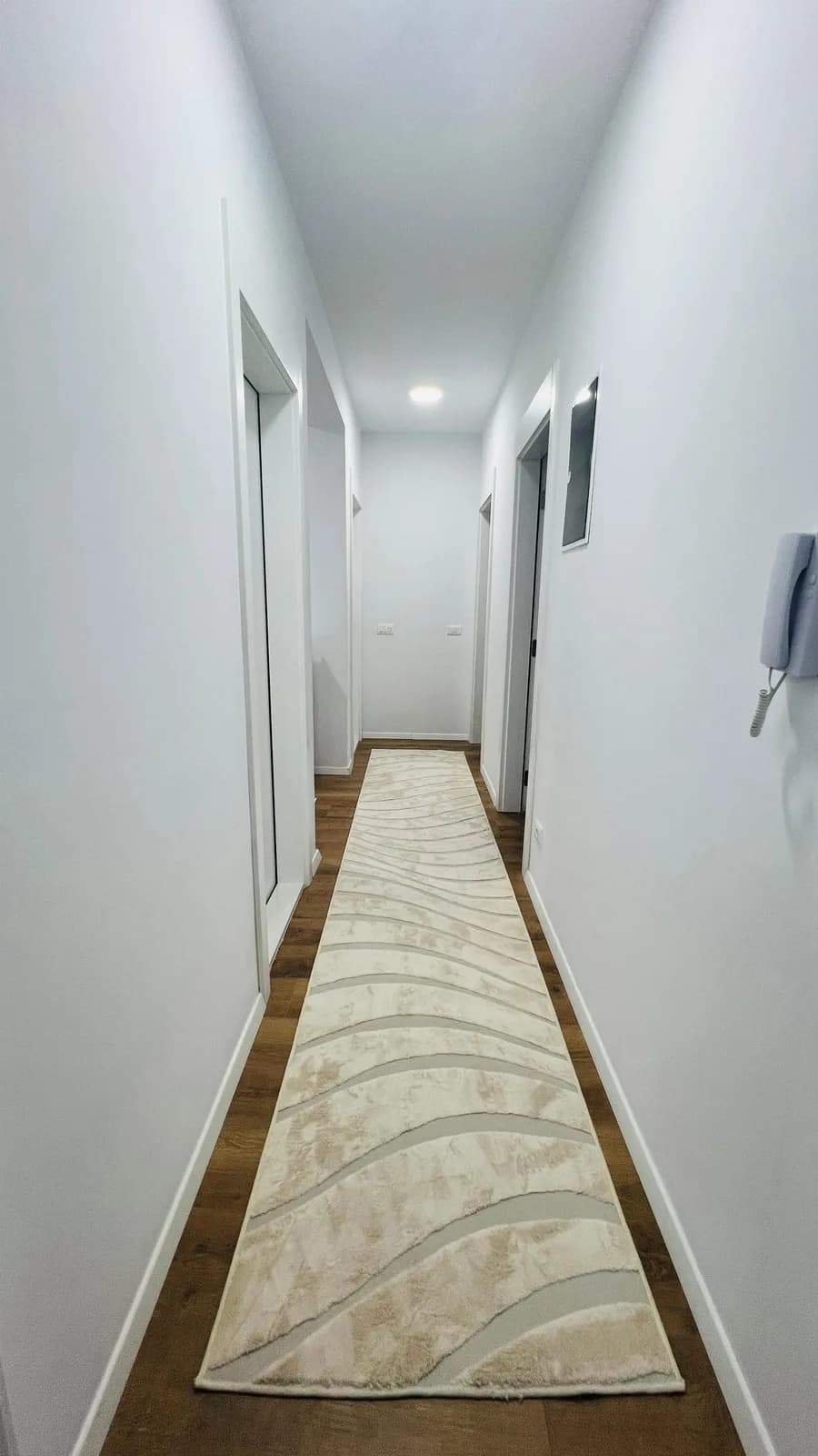 Banesë 87.7 m2 me qira në Tophane — foto 1 nga 12