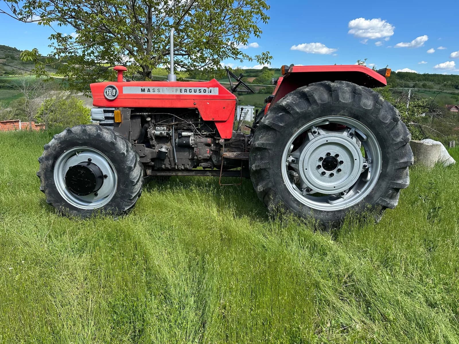 Massey Ferguson 188 — foto 2 nga 8
