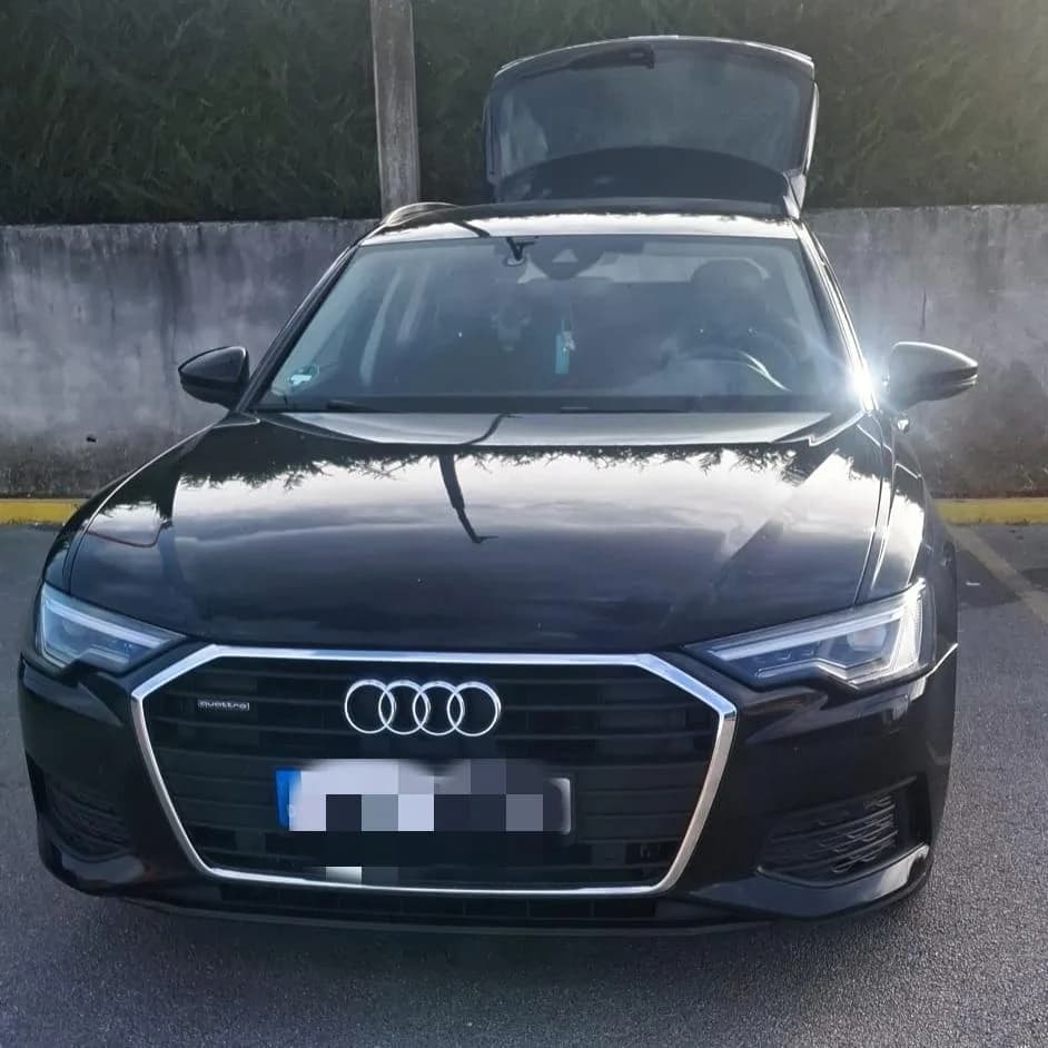 Audi A6 Avant 2.0L 40 TDI Quattro — foto 1 nga 6