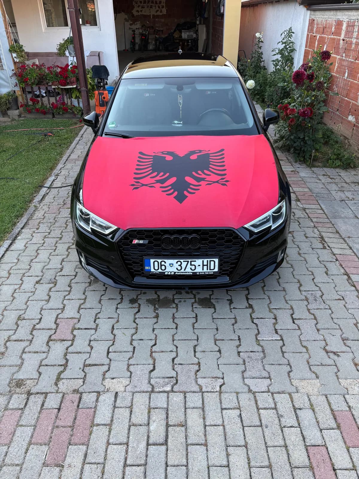 Shitet Audi A3, Viti 2016 — foto 1 nga 12