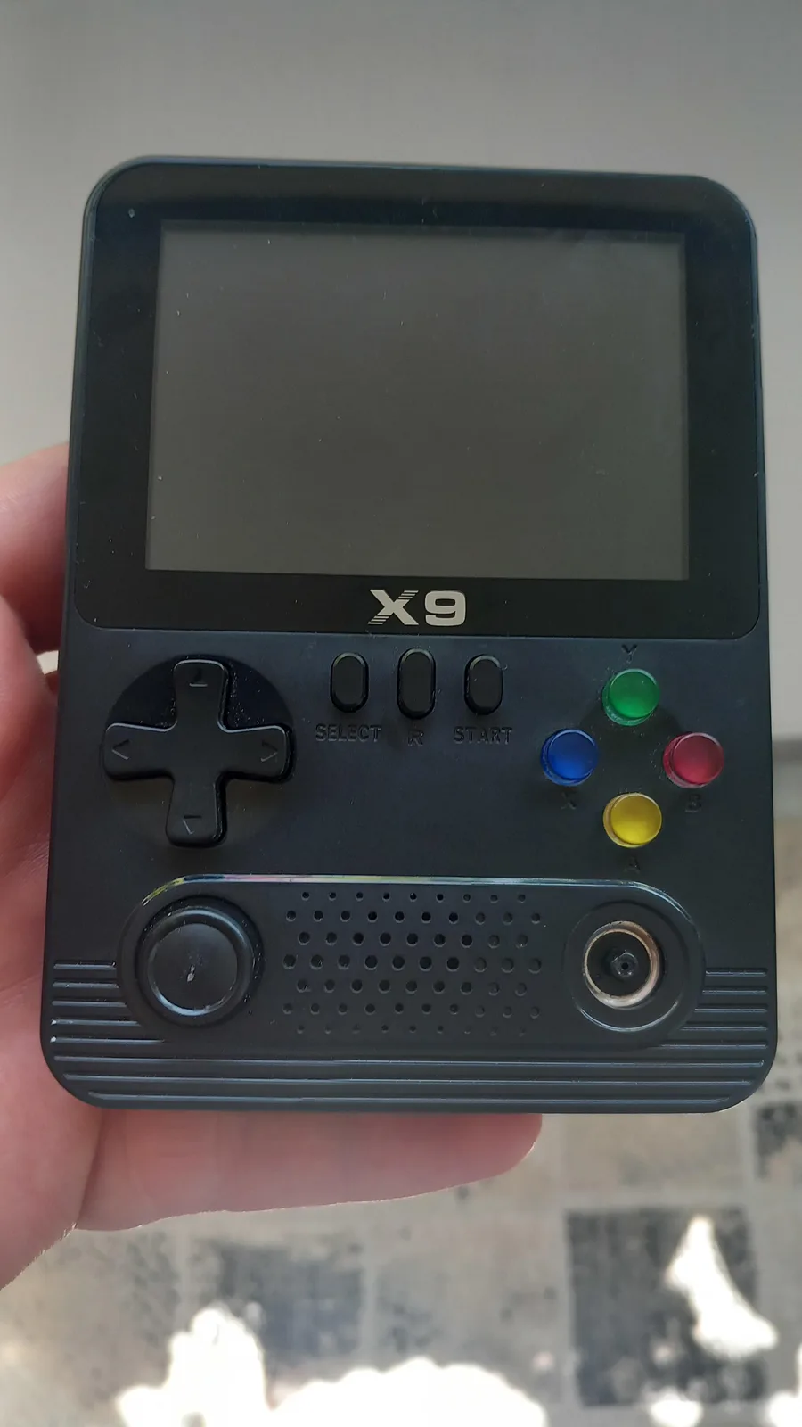 X9 me SD 32 GB, lojëra retro — foto 1 nga 11