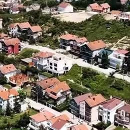 Shtëpi në shitje në Prishtinë – Lagjja Vreshtat — foto 1 nga 12