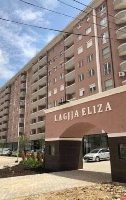 Banesë në shitje, 84 m², me fletë poseduese - Lagjja Eliza, Fushë Kosovë — foto 1 nga 12